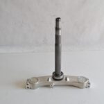 dolna półka sztyca Suzuki AN 650 Burgman 13-18′ nowa oem – Motocykle Tarnobrzeg